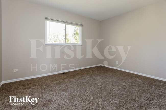 Building Photo - 136 Pacific Dr