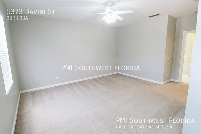 Building Photo - 5373 Davini St