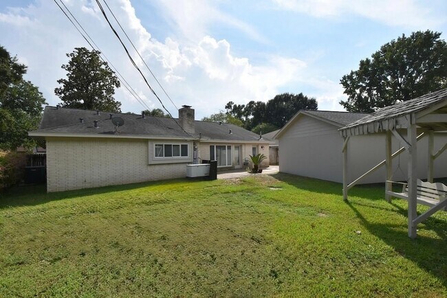 Building Photo - 2410 Del Norte St