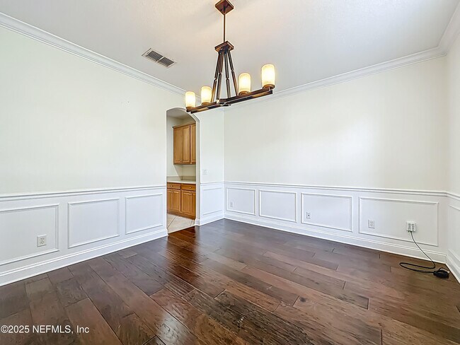 Building Photo - 346 Hefferon Dr