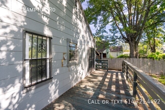 Building Photo - 842 S Hampton Rd