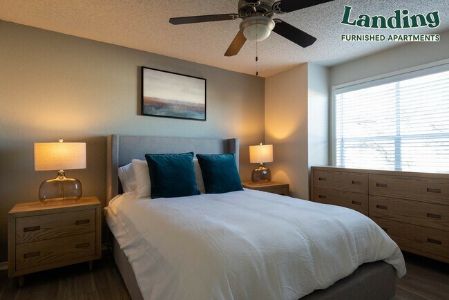 Building Photo - 13005 Heinemann Dr