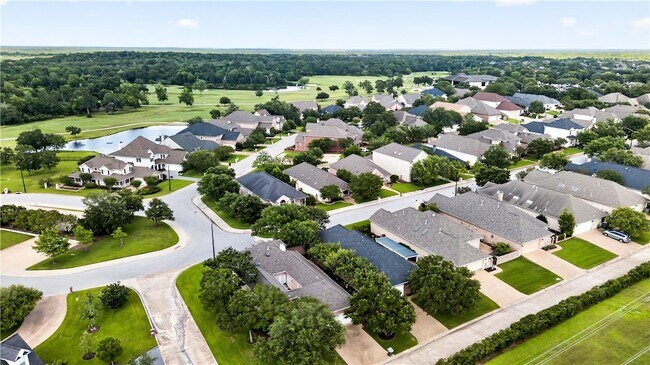 Building Photo - 4728 Stonebriar Cir