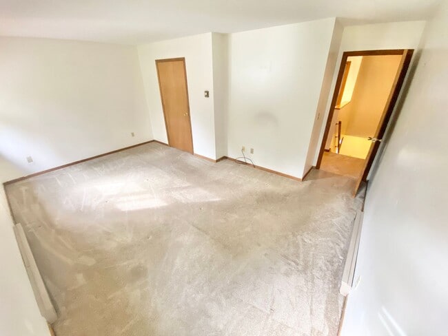 Building Photo - 2 Bedroom Condo in Williston VT Available ...