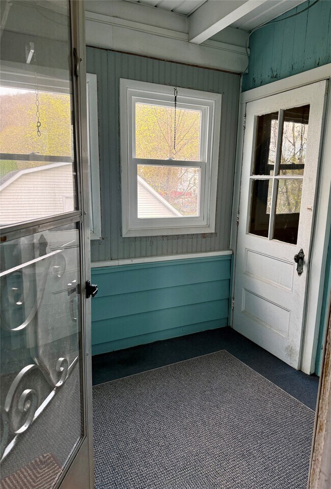 Building Photo - 51 Mill St