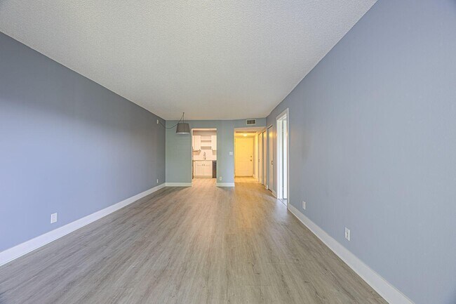 Building Photo - 9440 SW 8th St