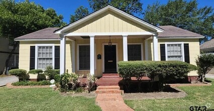Building Photo - 409 Sunny Ln