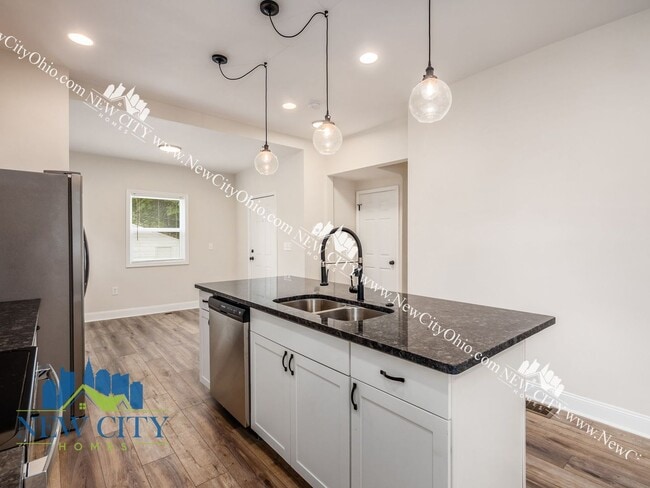 Building Photo - Full Refreshed 3 Bedroom Home in Franklint...