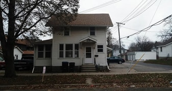 Building Photo - 314 E Hickory St