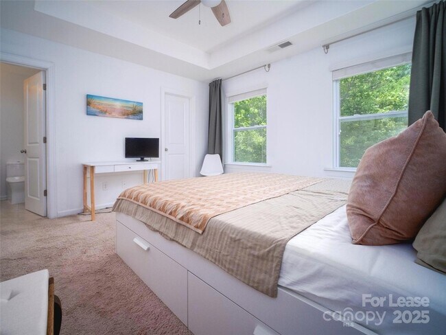 Building Photo - 9547 Glenburn Ln