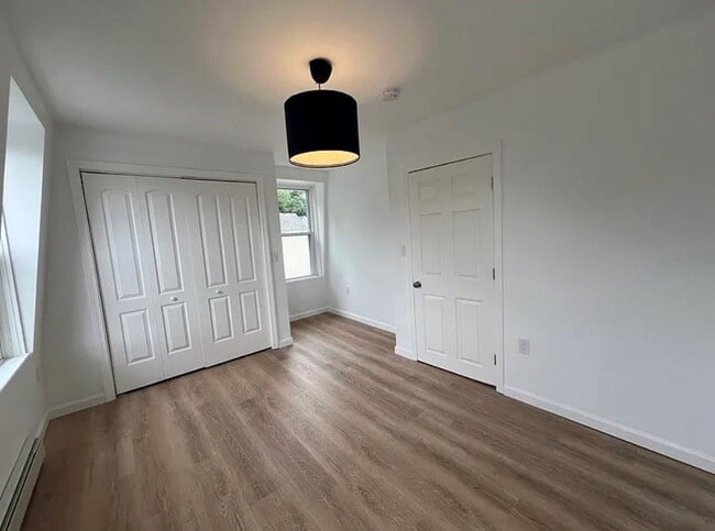 Building Photo - 9 Turner Ave