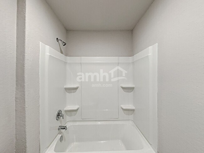 Building Photo - 4502 Meadowland Pl