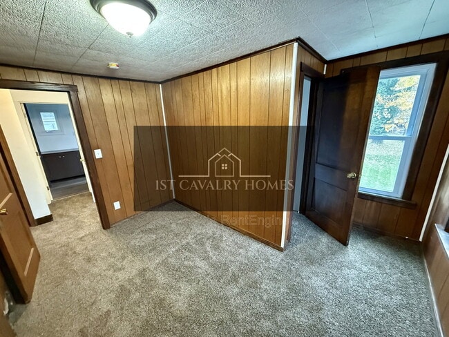 Building Photo - 846 Lee Dr