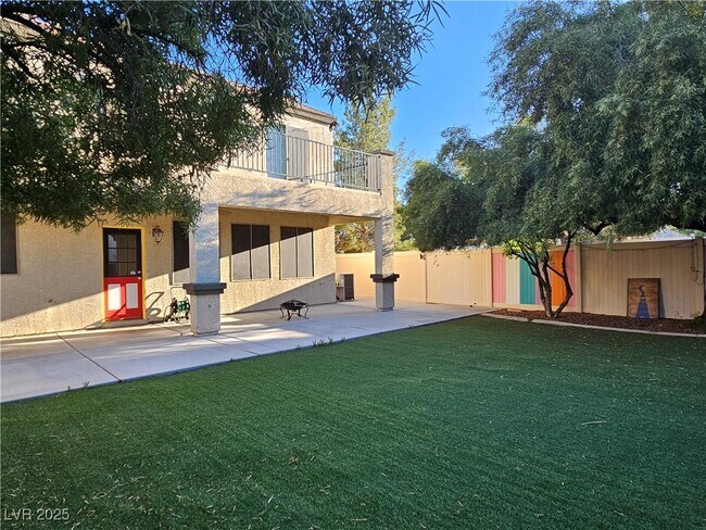 Building Photo - 616 W Blackbird Knoll Ct