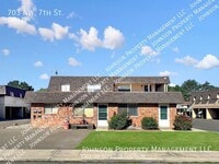 Building Photo - 703 NW 7th St