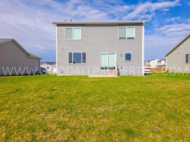 Building Photo - RENT SPECIAL!!! 4-Bedroom, 2.5-Bathroom 2-Story Home in DeSoto!!!