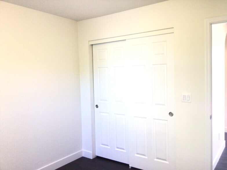 Building Photo - 2712 Ineisa Ct