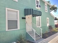 Building Photo - 457 W Marion Ave