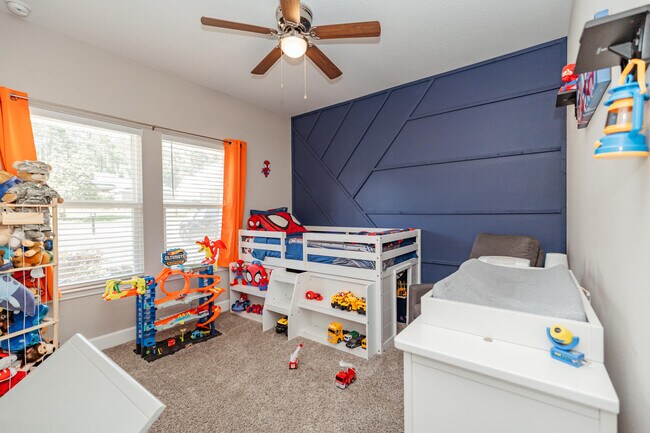 Building Photo - 1512 Long Needle Ct
