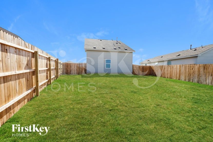 Building Photo - 7383 Cultivator Way