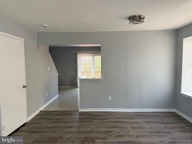 Building Photo - 1935 Winslow Ct