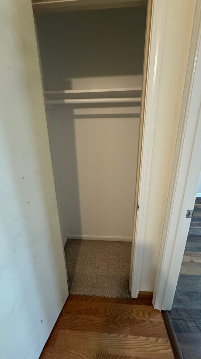 Building Photo - 9207 Portal Dr