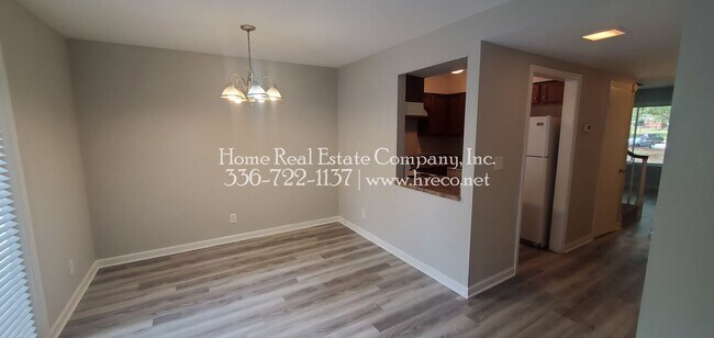 Building Photo - 1449 Brookwood Dr