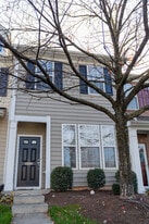 Building Photo - 814 Bryant St