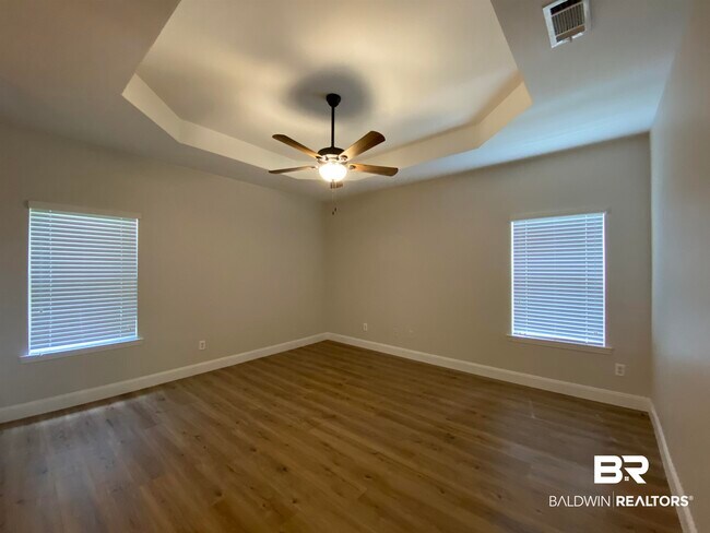 Building Photo - 24304 Raynagua Blvd