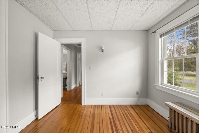 Building Photo - 2415 W Old State Rd