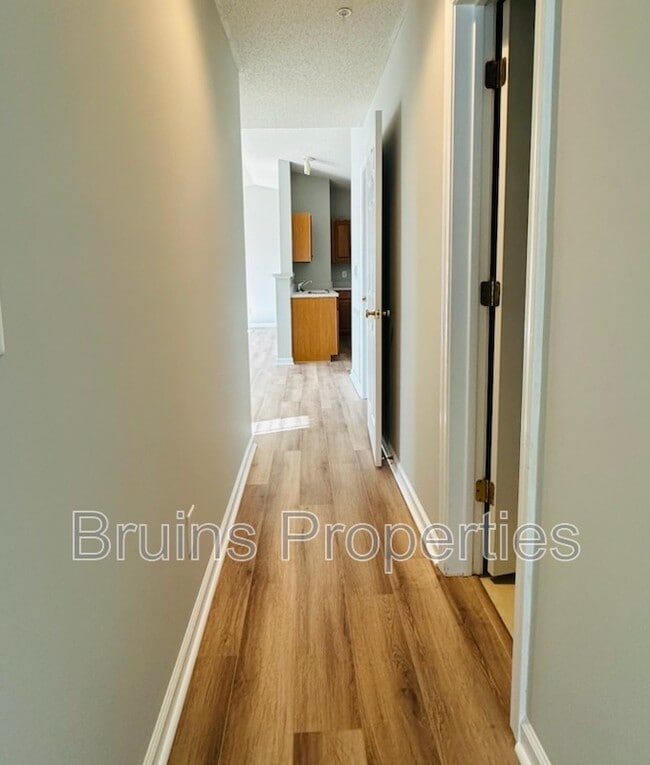 Building Photo - 6113 Hedgecock Cir