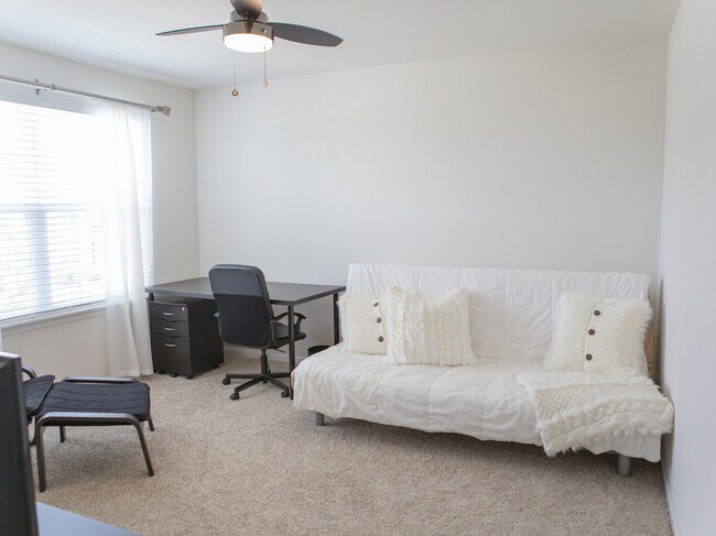 Building Photo - 2667 Retreat Cir
