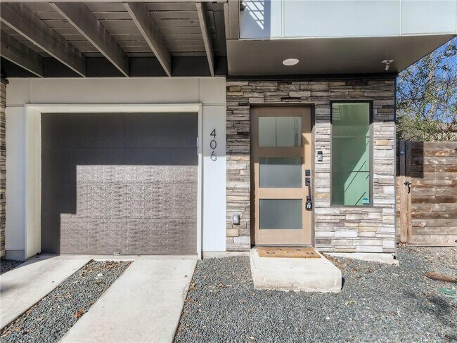 Building Photo - 3700 Clawson Rd