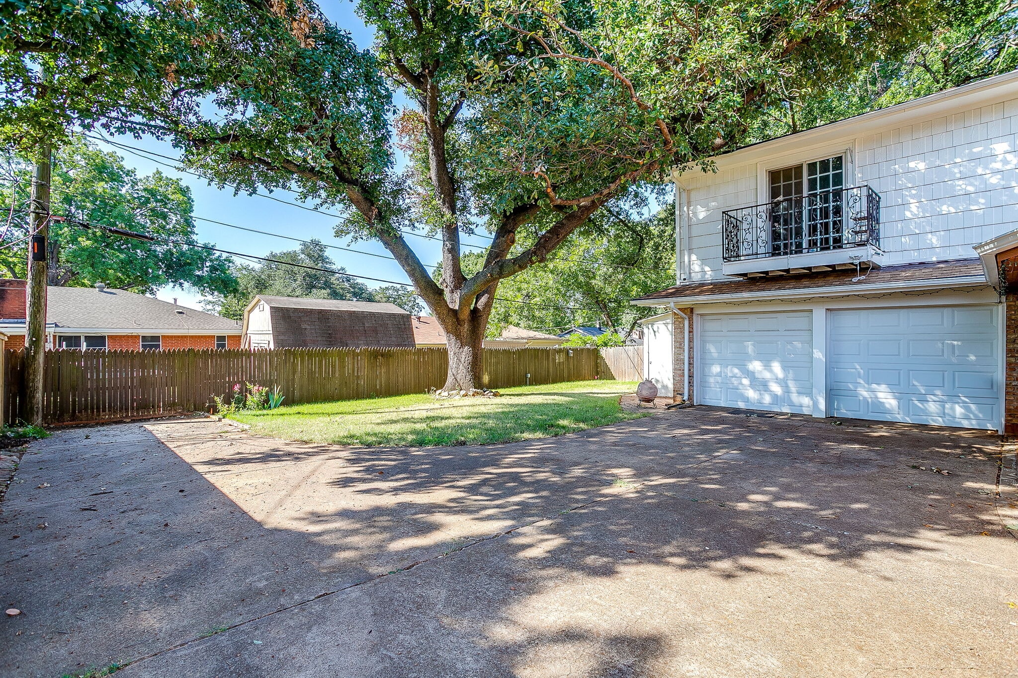 Building Photo - 1706 Larkspur Dr