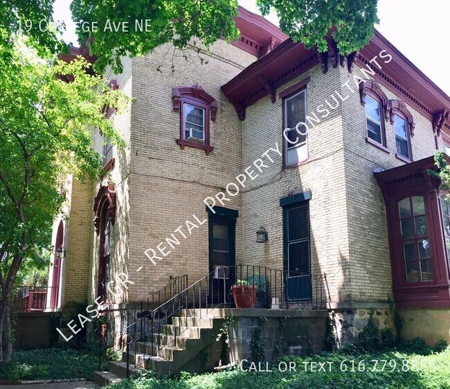 Building Photo - Heritage Hill 1 Bedroom with Heat Included!