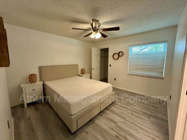 Building Photo - 2400 Feather Sound Dr