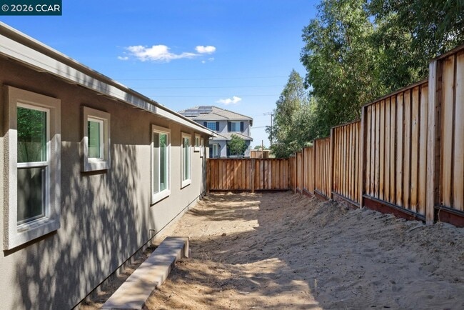 Building Photo - 39 Pato Ln