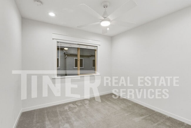 Building Photo - 3011 Mesmerizing Walk