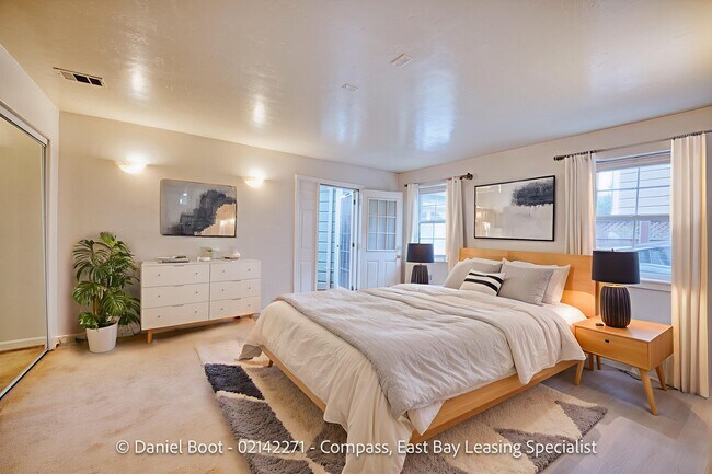 Building Photo - 2141 Ward St