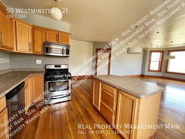 Building Photo - 50 Westminster-2E