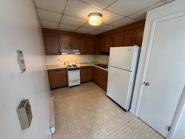 Building Photo - 429-431 E. King Street