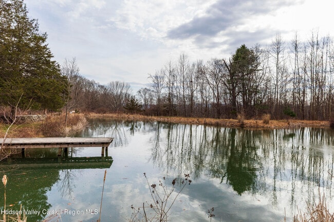 Building Photo - 94 Cherry Hill Rd