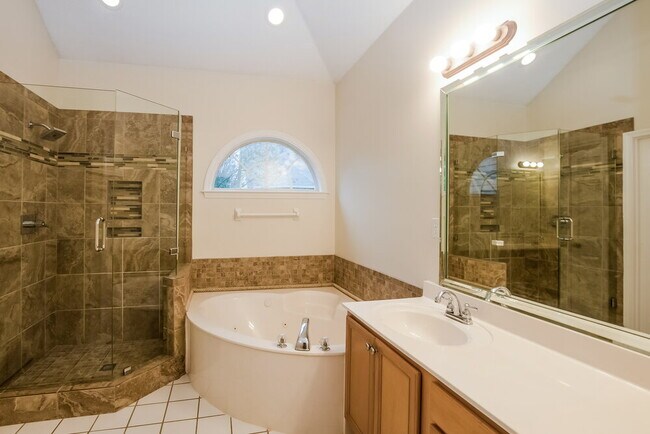 Building Photo - 2618 Wood Sage Dr