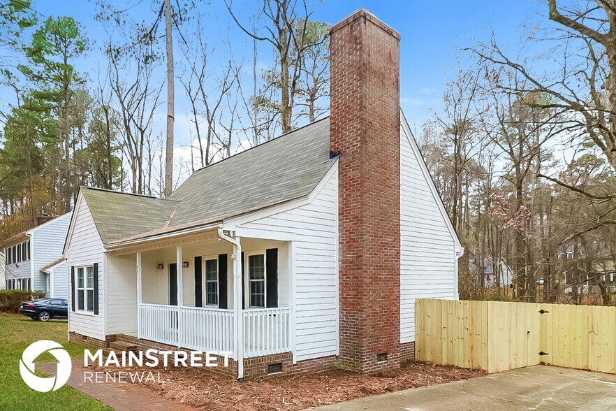 Building Photo - 8812 Reigate Ln