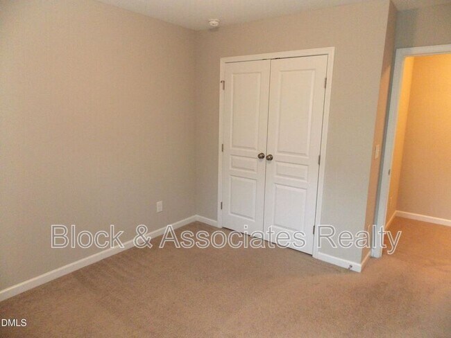 Building Photo - 603 Old Mill Village Dr
