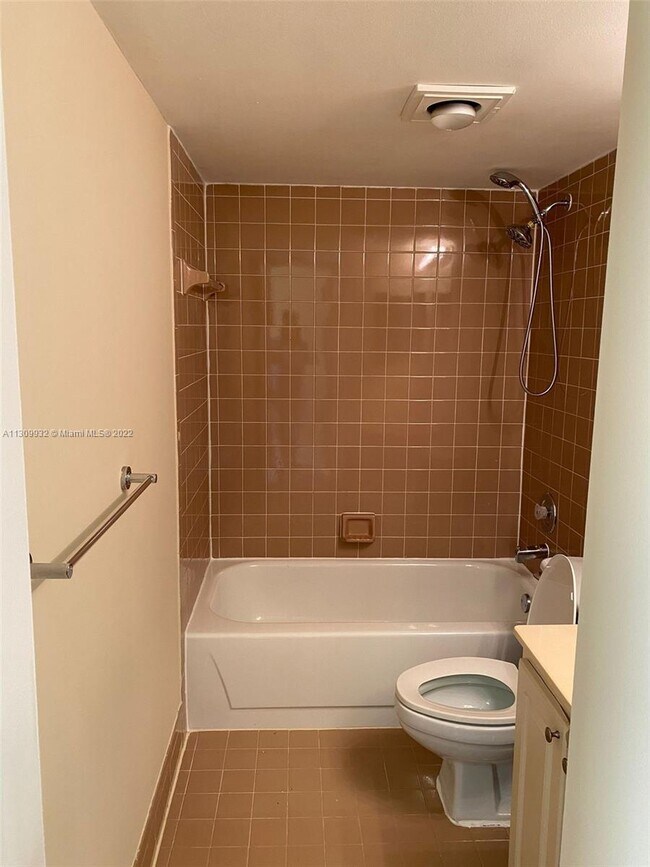 Building Photo - 1226 S Military Trail