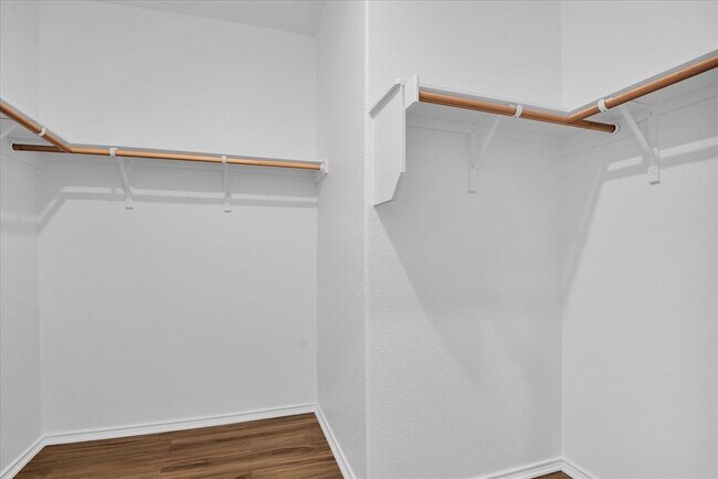 Building Photo - 1138 Cattail Ln