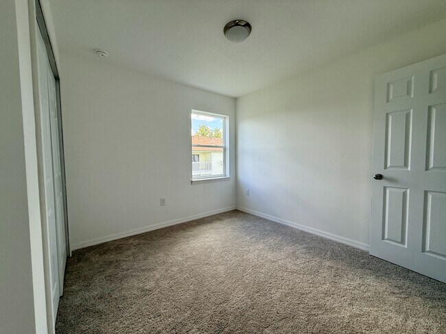 Building Photo - 167 Bowie Ln