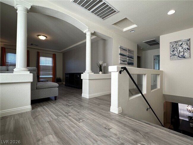 Building Photo - 8573 Silver Coast St