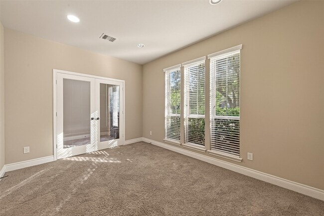 Building Photo - 16810 Whighams Pl